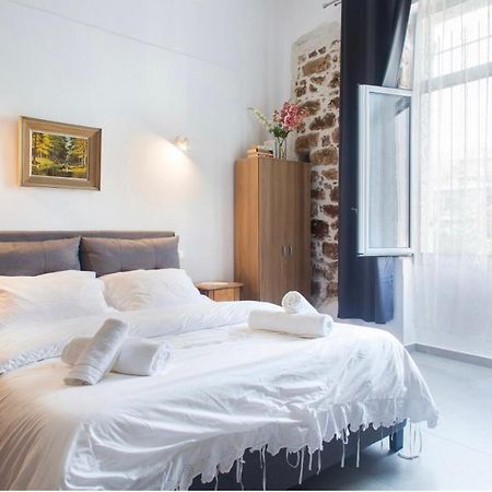 A Litte Taste Of Home Guest House Atene Esterno foto