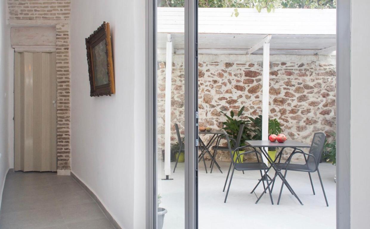 A Litte Taste Of Home Guest House Atene Esterno foto