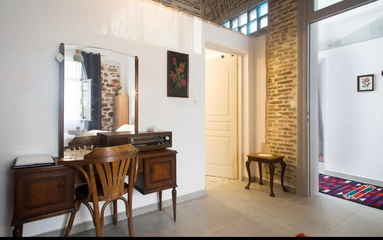 A Litte Taste Of Home Guest House Atene Esterno foto